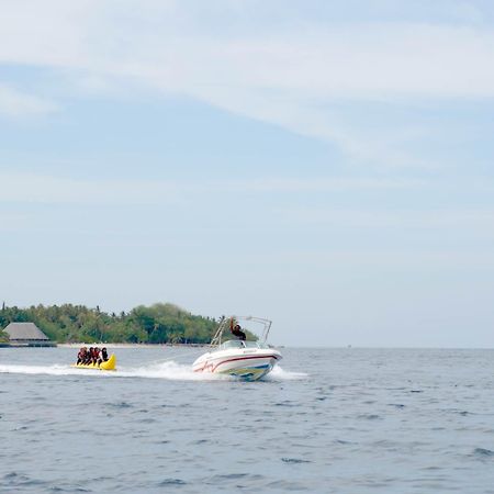 Visit Beach Inn Hulhumale Exterior photo