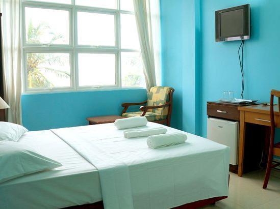 Visit Beach Inn Hulhumale Exterior photo