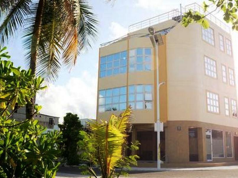 Visit Beach Inn Hulhumale Exterior photo